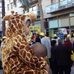 Poble Nou - giraffe ride